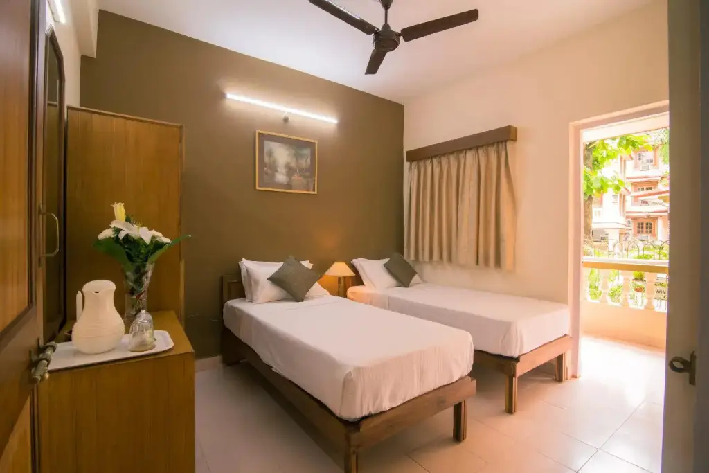 Кандолим: Lillywoods Highland Beach Resort