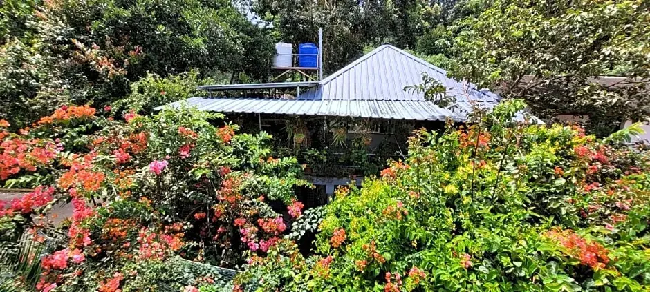 Кумили: Periyar Inn