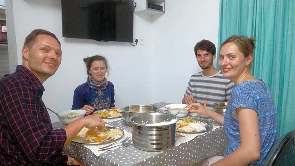 Кумили: Periyar Inn