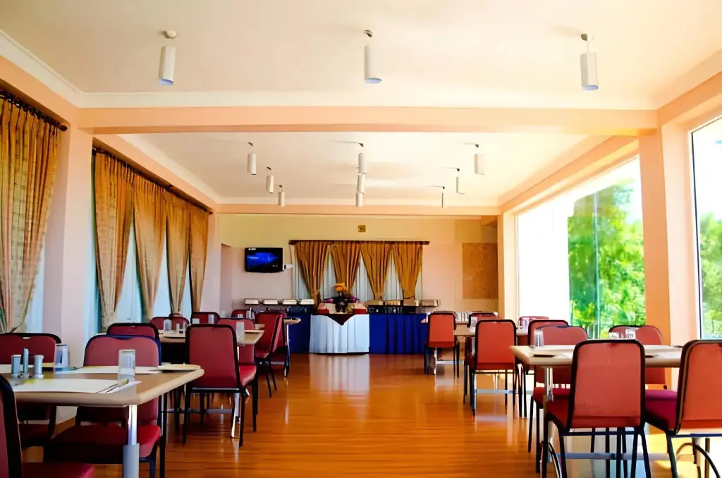Ути: Palve Sugavasam Resorts - Ooty