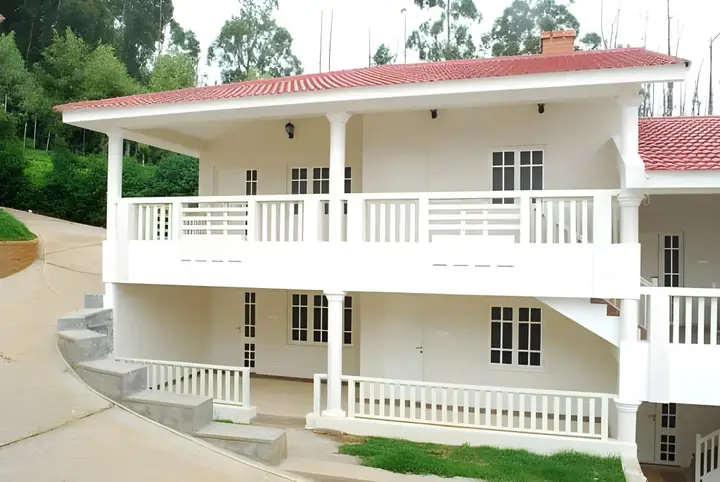 Ути: Palve Sugavasam Resorts - Ooty