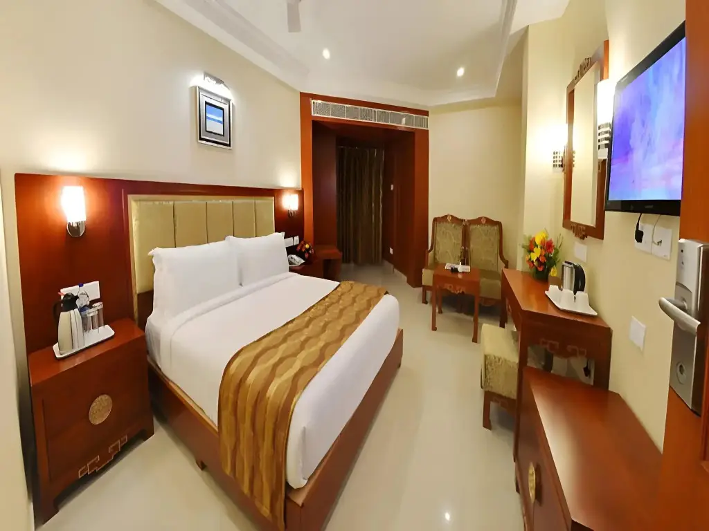 Ченнаи: Metro Grand Hotel