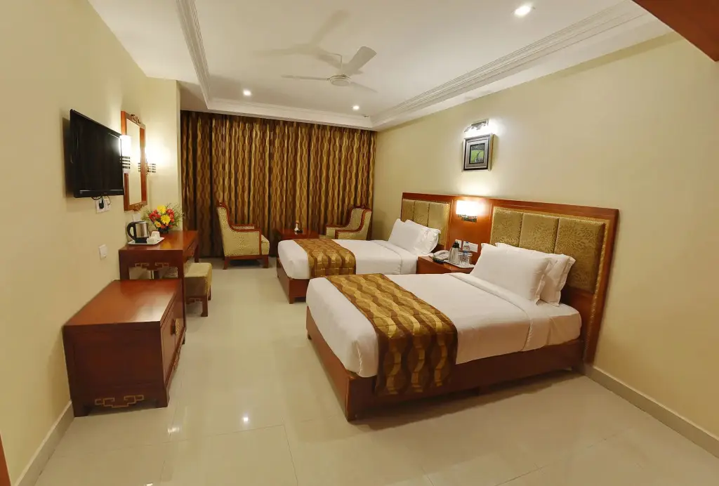 Ченнаи: Metro Grand Hotel