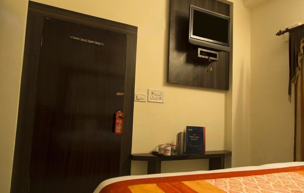 Джайпур: OYO 1049 Nirman Nagar