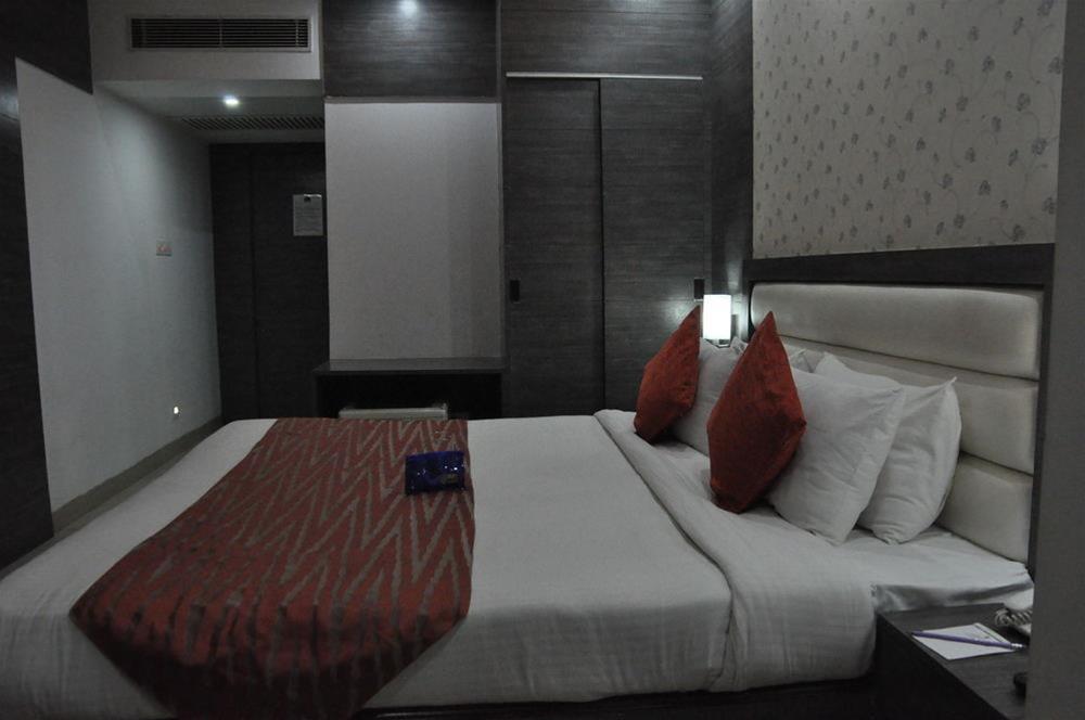 Гвалиор: OYO Premium Gwalior City Centre