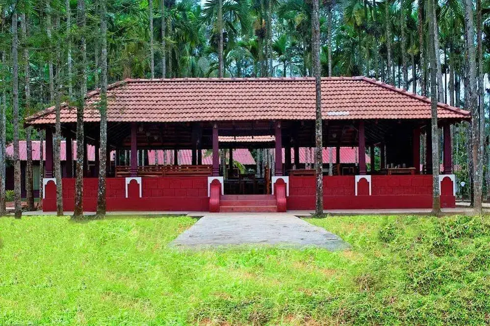 Кушалнагар: La Flora Prakruth Resort