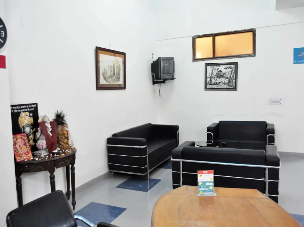 Нойда: OYO Rooms Noida City Centre 196