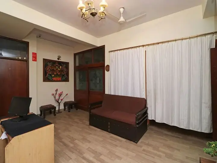 Нойда: OYO 708 Hotel Sanjeevni