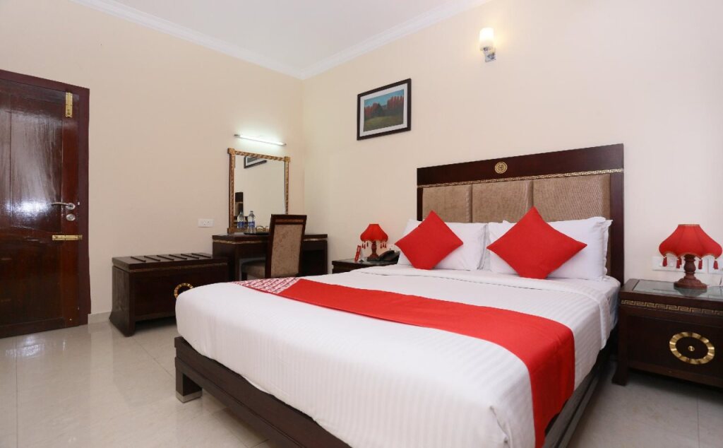 Тируванантапурам: OYO 1717 Ridges Hotel
