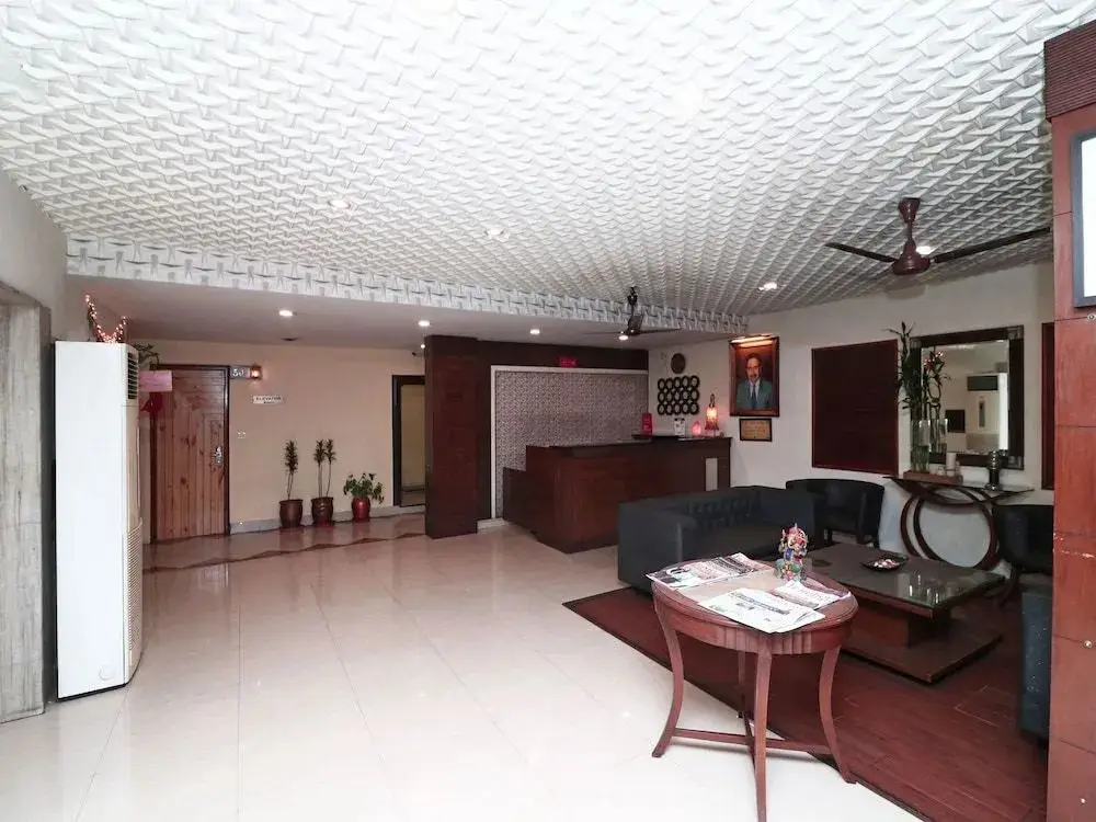 Дехрадун: OYO 16006 Hotel Meedo's Grand