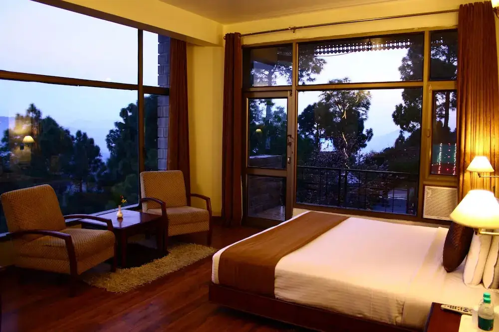 Казаули: Kasauli Castle Resort