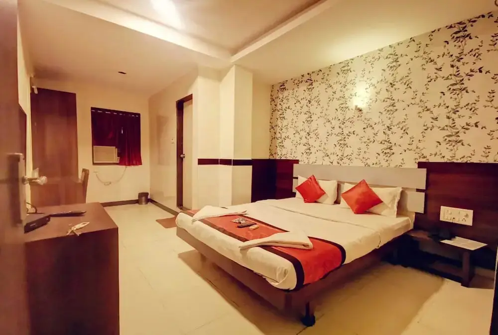 Нави-Мумбай: Sai Sharan Stay Inn