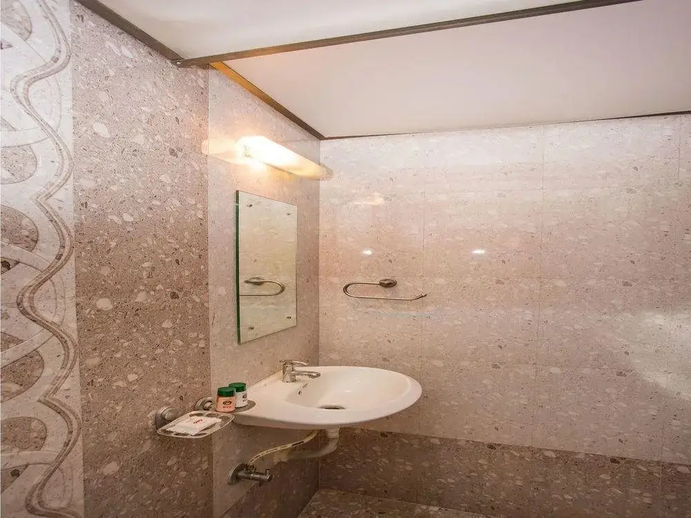 Тхане: OYO Rooms Thane Station