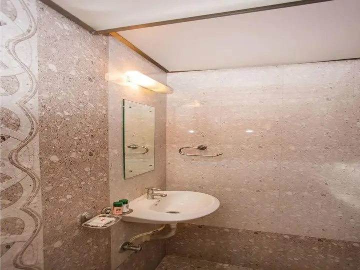 Тхане: OYO Rooms Thane Station