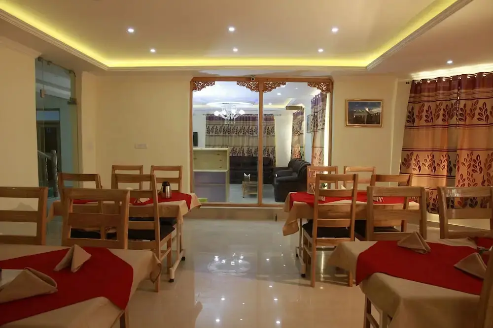 Лех: Royal Holiday Leh