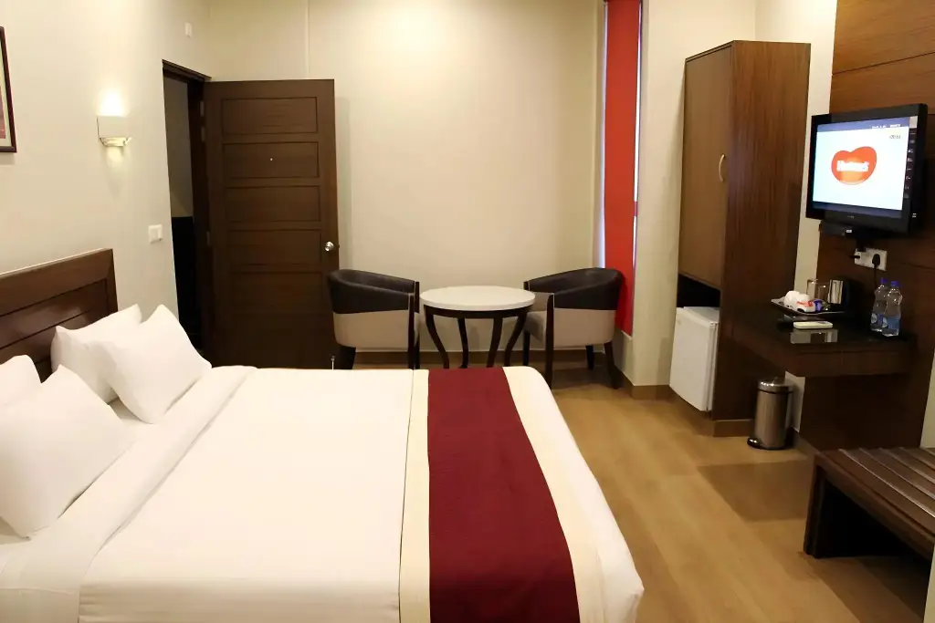 Агра: FabHotel Taj Nagari