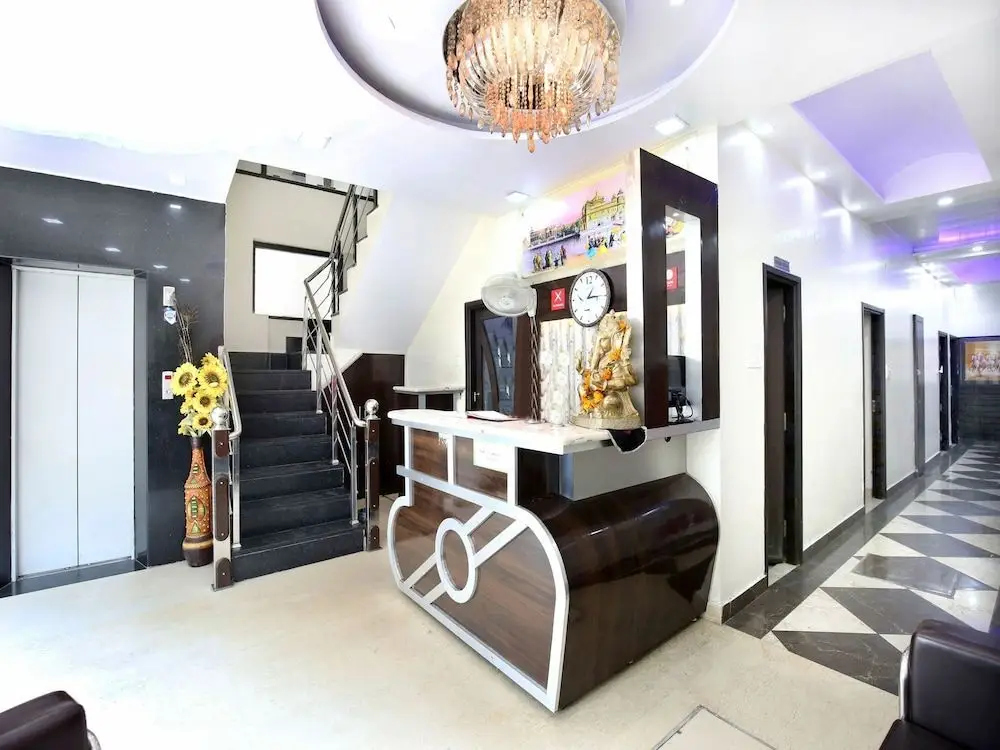 Амритсар: OYO 8766 Hotel Ds Regency