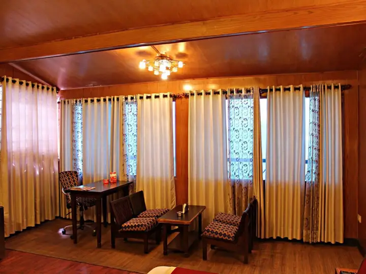 Алвар: OYO 1995 Hotel Nirwana