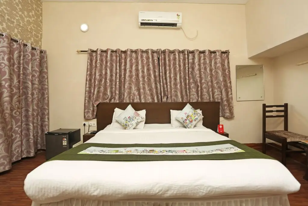 Праяградж: Hotel Platinum House