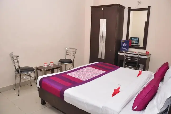Амритсар: OYO Rooms Queens Road Near OBC Bank