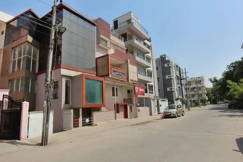 Бангалор: OYO Apartments Maharaja Signal