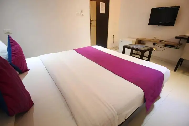 Ахмедабад: OYO Rooms ISKCON SG Highway