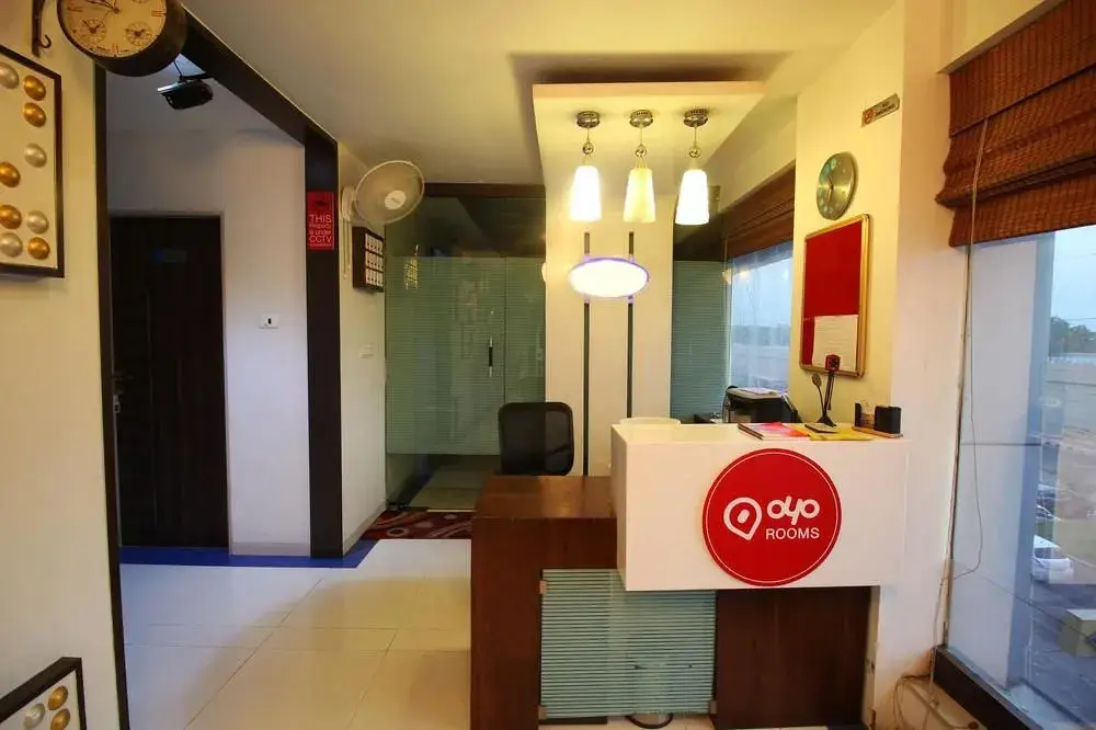 Ахмедабад: OYO Rooms ISKCON SG Highway