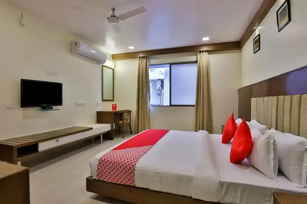 Ахмедабад: OYO Rooms Vasna