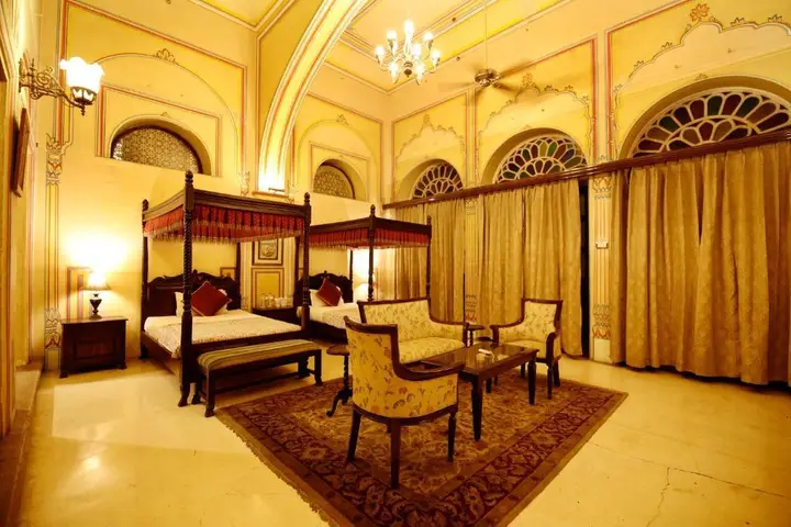 Джайпур: Castle Kanota Hotel