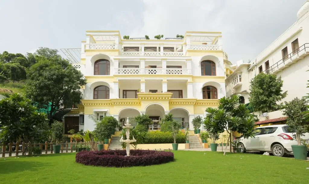 Удаипур: Treebo Trend Brahma Niwas - By The Lake