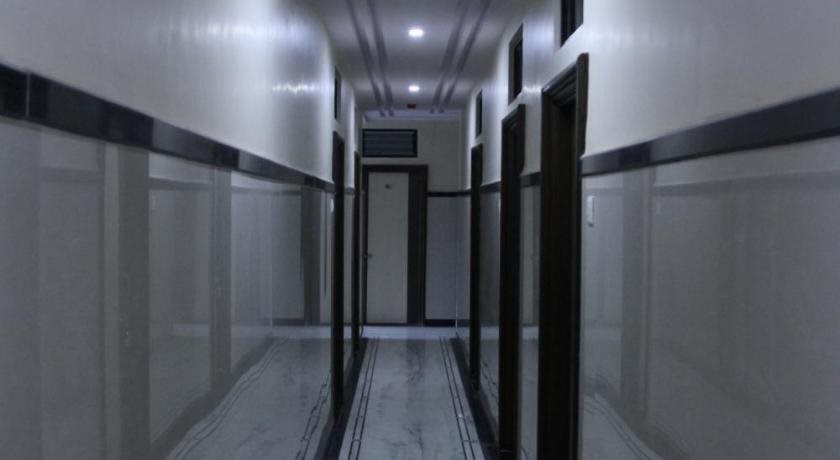 Hotel Gujrat — фото 1
