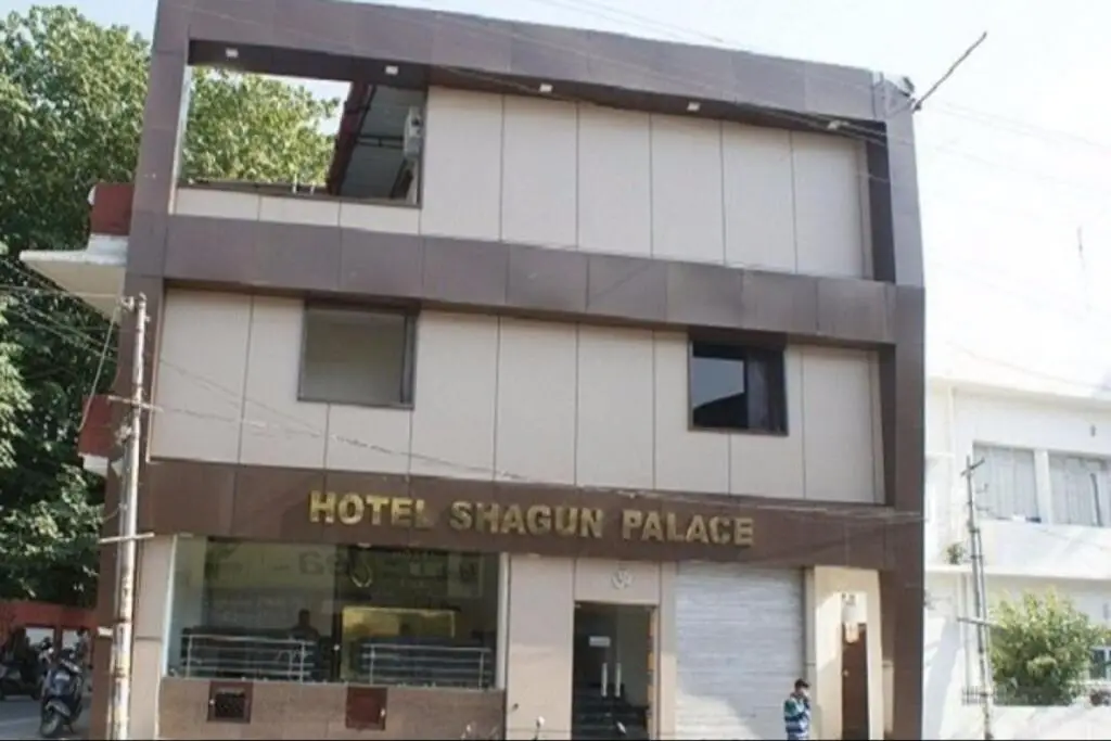 Hotel Shagun Palace — фото 1