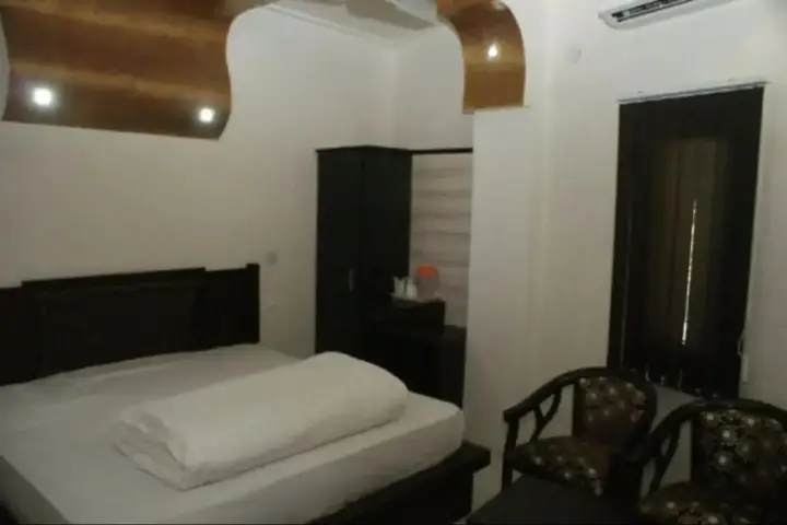 Дехрадун: Hotel Shagun Palace