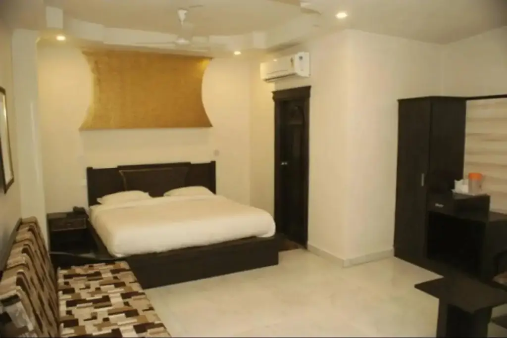 Дехрадун: Hotel Shagun Palace