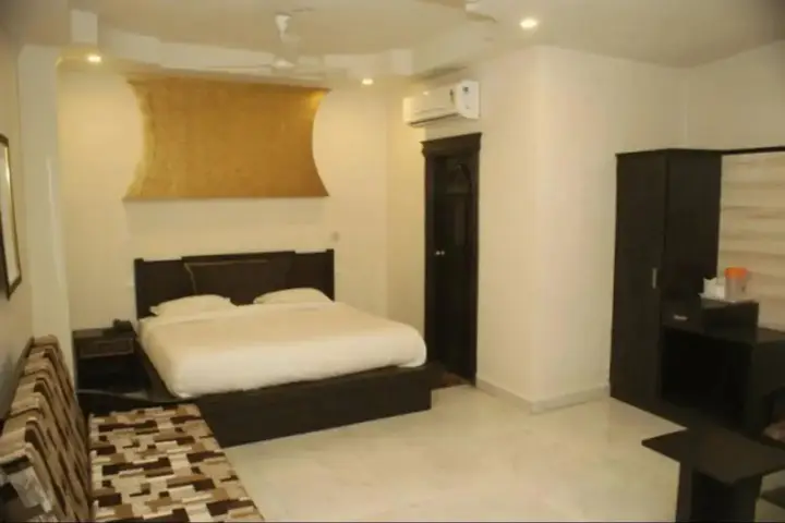 Дехрадун: Hotel Shagun Palace