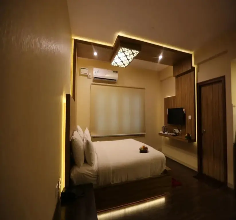 Бангалор: FabHotel Grand Savoury Suites