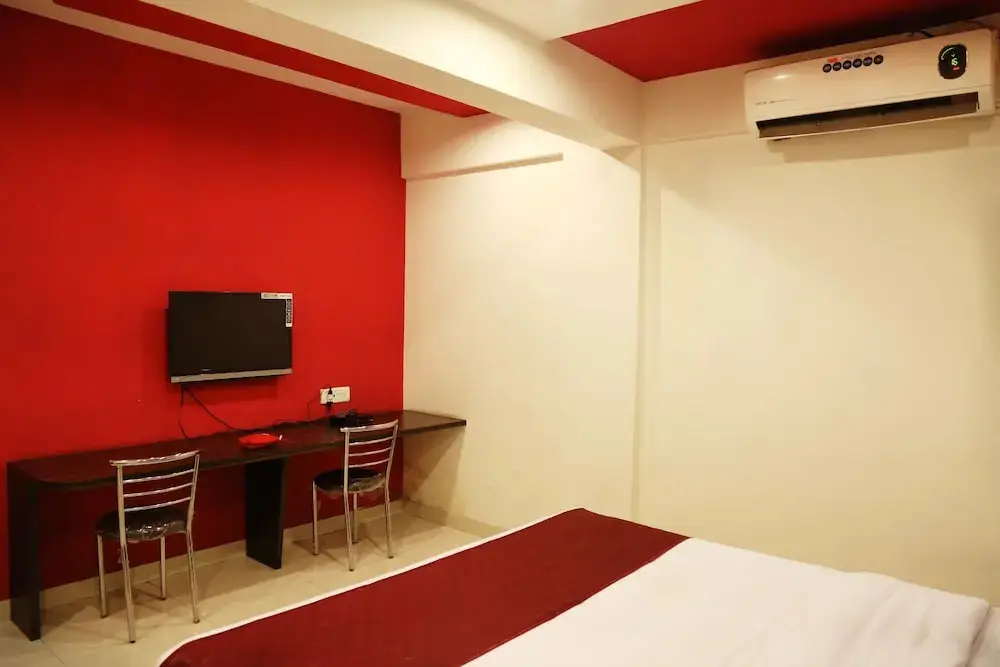 Пимпри-Чинчвад: OYO 671 Hotel Alpine