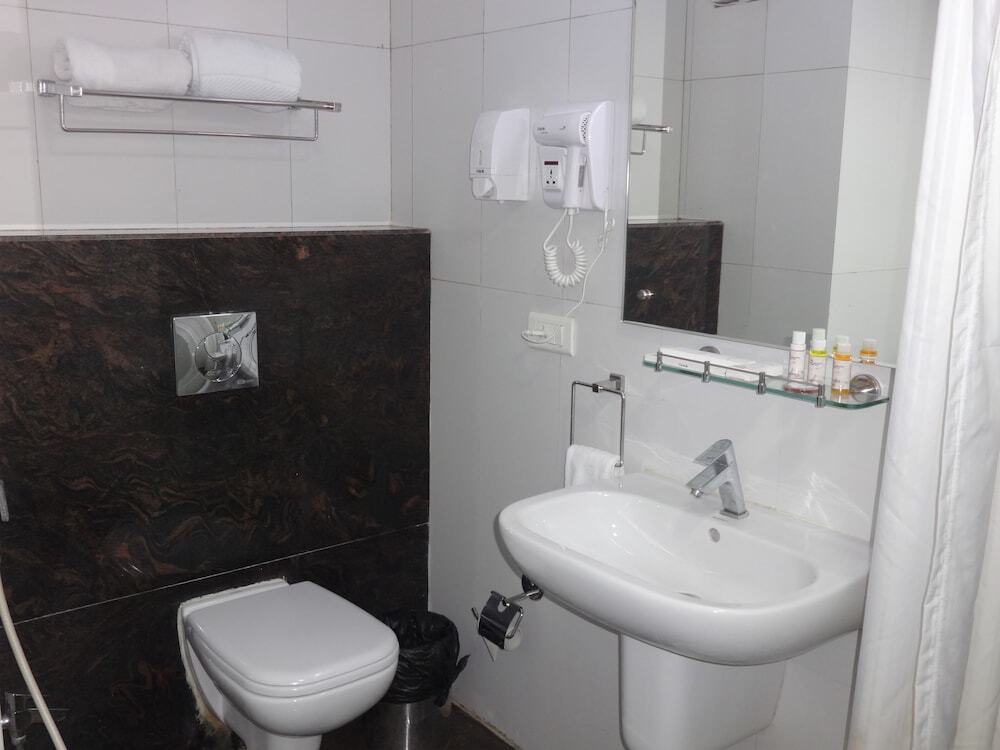 Пури: Oyo Premium Vip Road