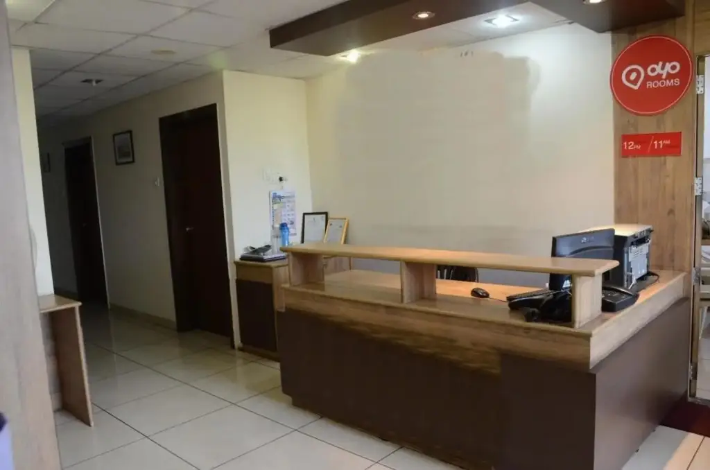 Пуна: OYO Rooms Parihar Chowk Aundh
