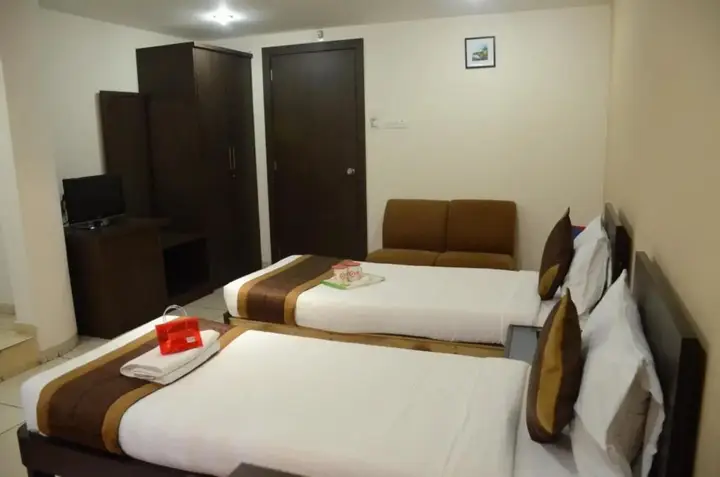 Пуна: OYO Rooms Parihar Chowk Aundh