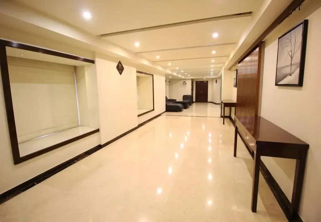 Раджкот: OYO Premium Jubilee Garden Jawahar Road