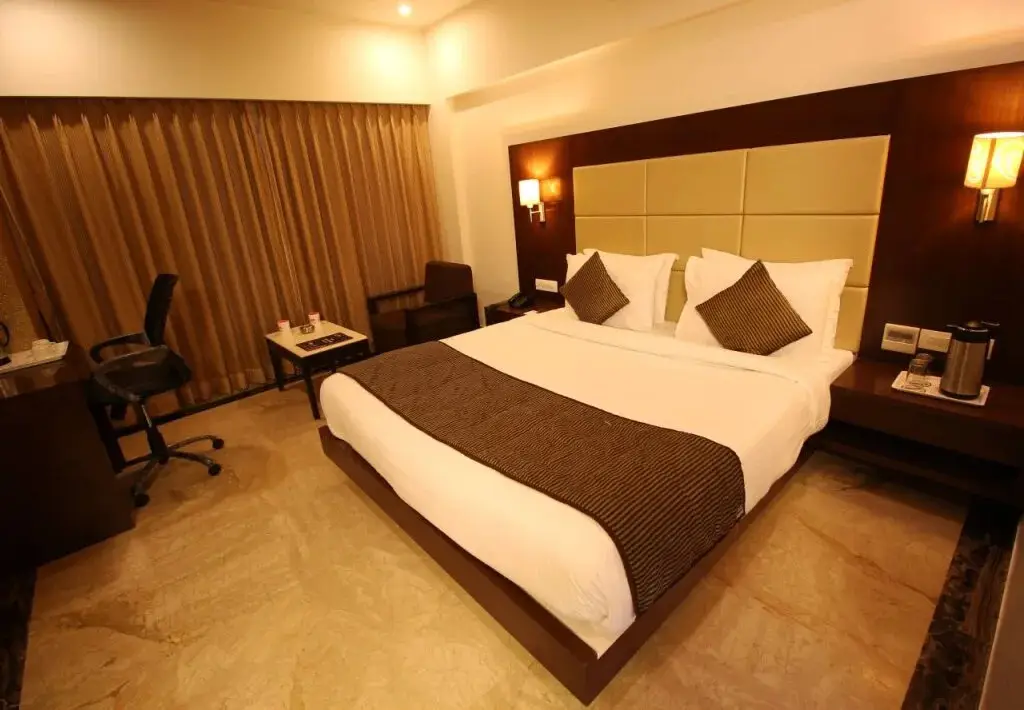 Раджкот: OYO Premium Jubilee Garden Jawahar Road