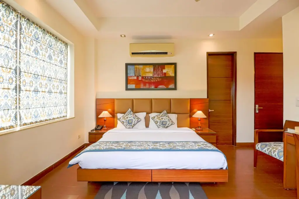 OYO Premium Noida Amity — фото 1