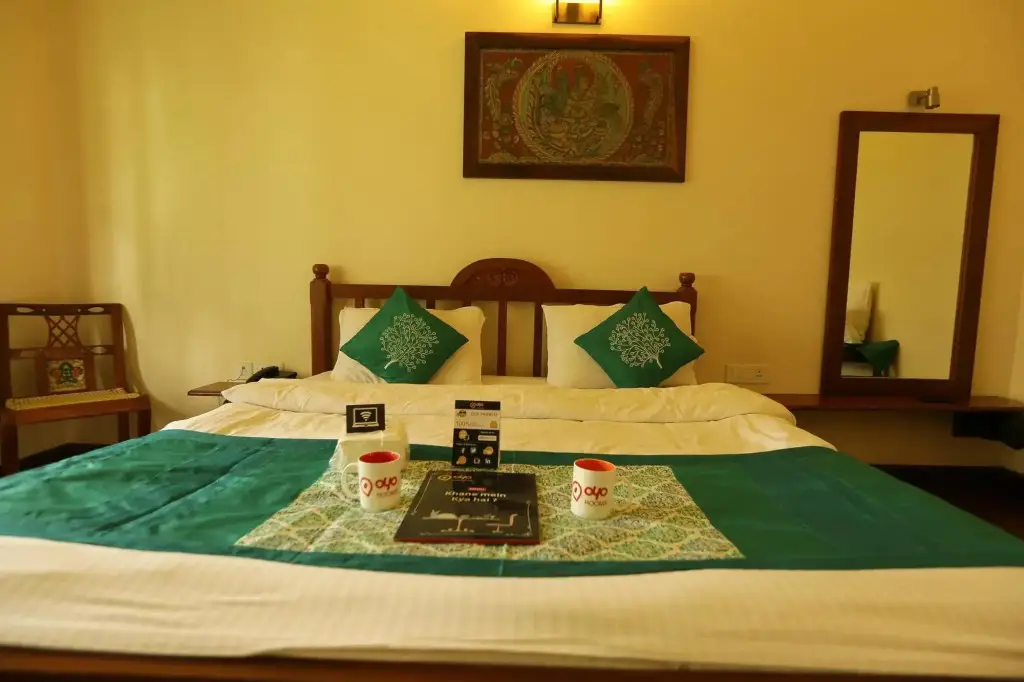 Ути: OYO Premium Heritage Stays Charing Cross