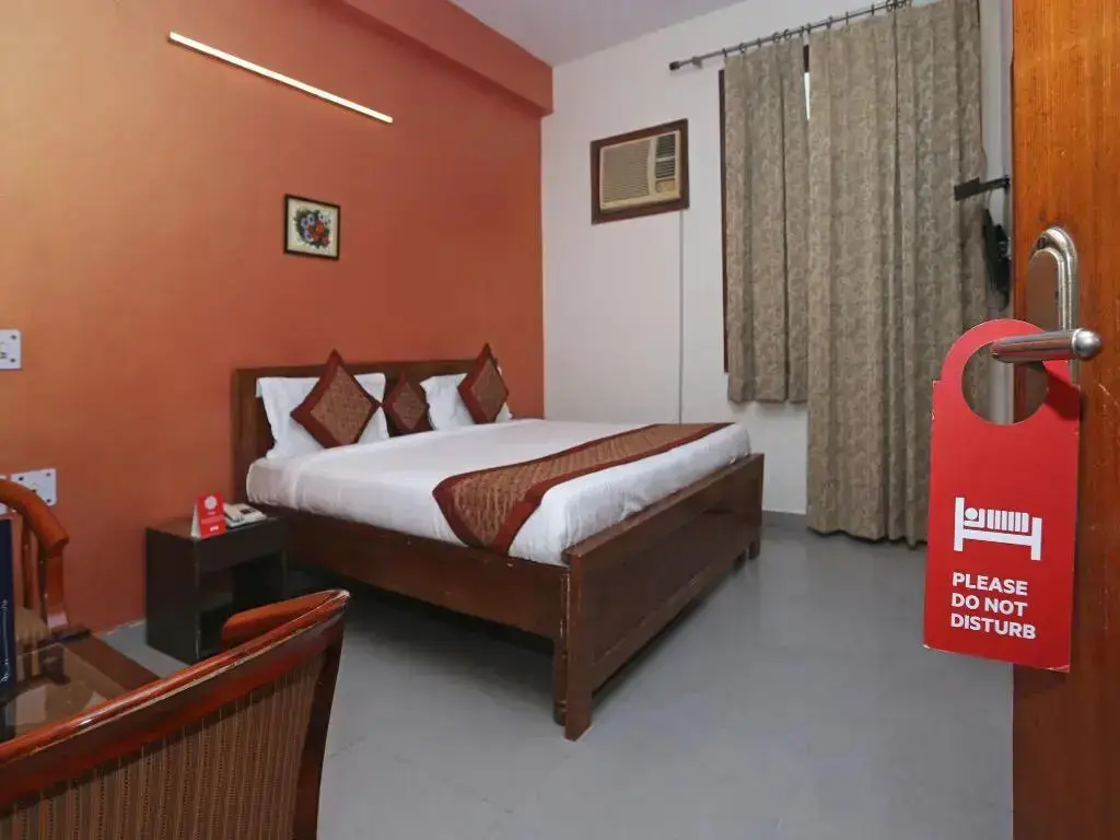Нойда: OYO Rooms Noida Sector 61