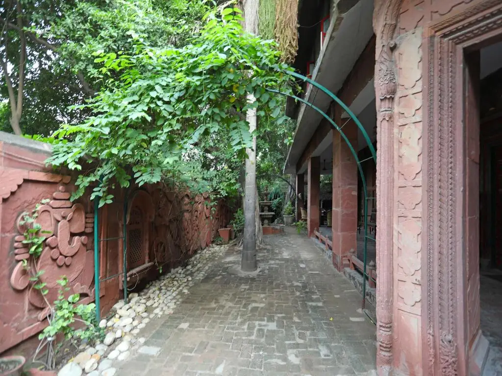 Нойда: OYO 1427 Hotel Malhar Haveli