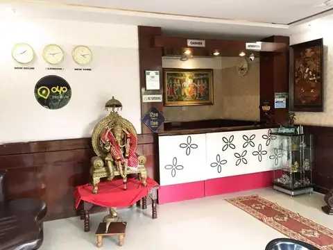 OYO Premium Bhakti Vedanta Marg — фото 1