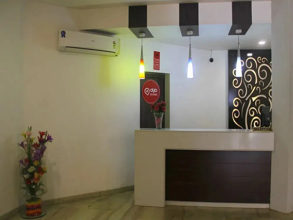Вадодара: OYO 1697 Hotel PM Regency