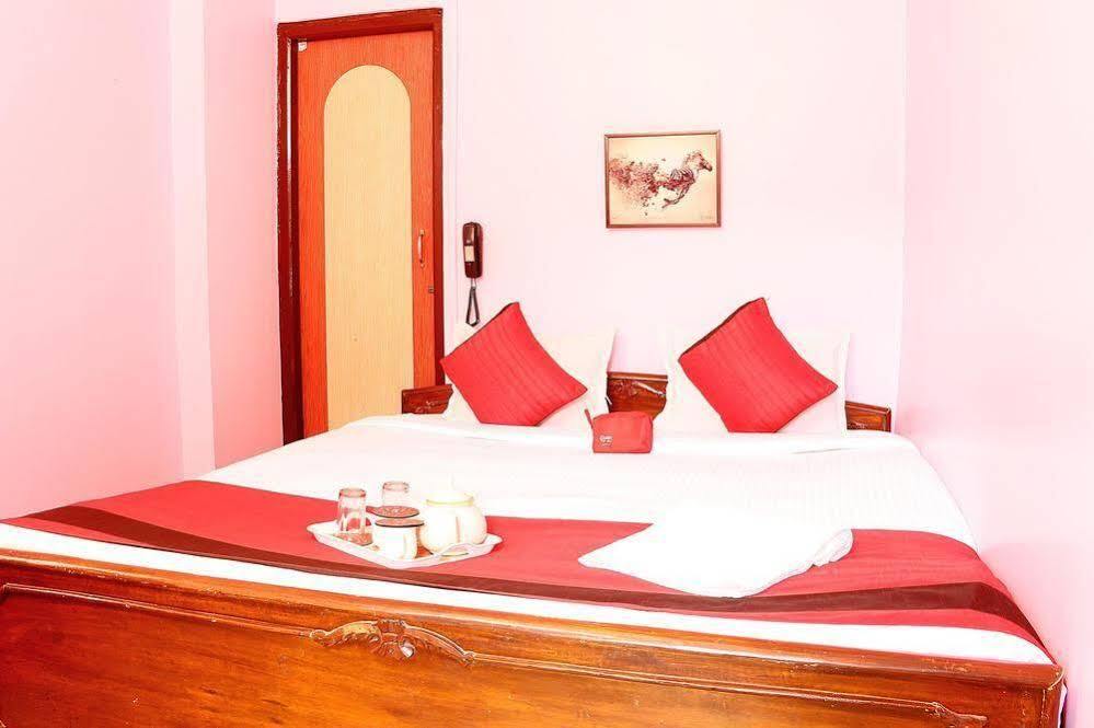 Колката: OYO Rooms Sealdah Railway Station