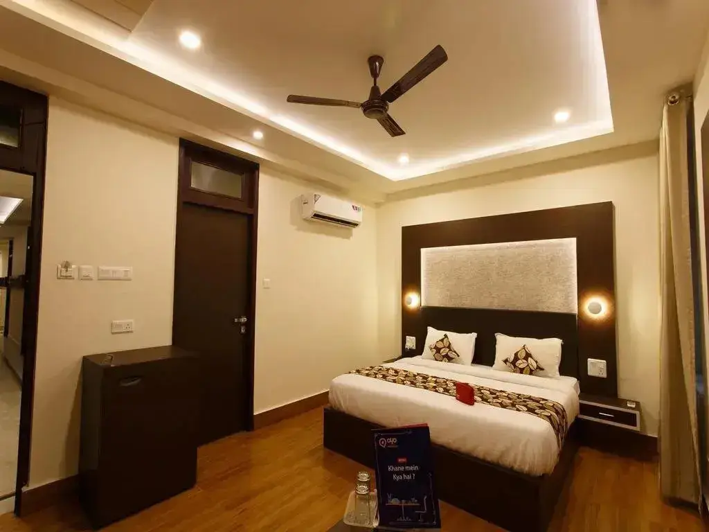 Кота: OYO Premium Kotri Circle